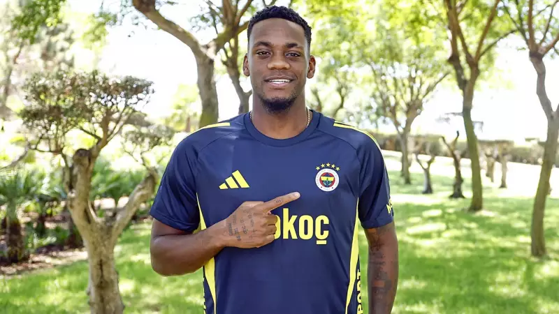 Jhon Duran'dan Taraftara Sıcak Mesaj: 'Bu Sevgiye Layık Olmak İçin Sabırsızlanıyorum!'