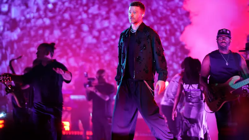 Justin Timberlake İstanbul'da Büyüledi! 11 Yıl Sonra Unutulmaz Bir Gece