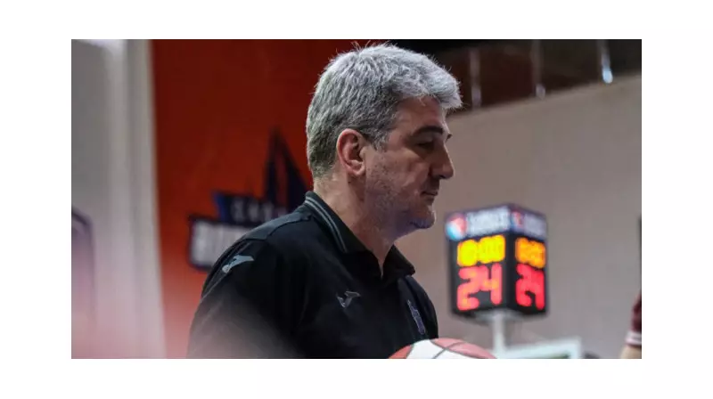 Karşıyakalı Taraftarların 'Faruk Beşok' Sloganları Tribünleri Salladı!