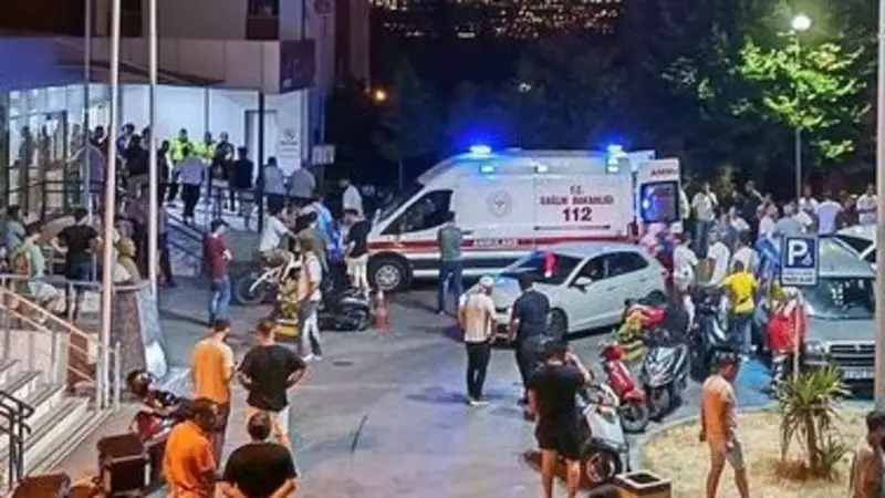 Kocaeli'de Bıçaklı Kavga: 1 Kişi Hayatını Kaybetti!