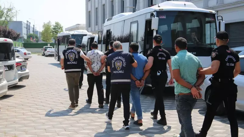 Kocaeli'de Silahlı Çatışma: 1 Kişi Hayatını Kaybetti, Sokaklar Kana Bulandı!
