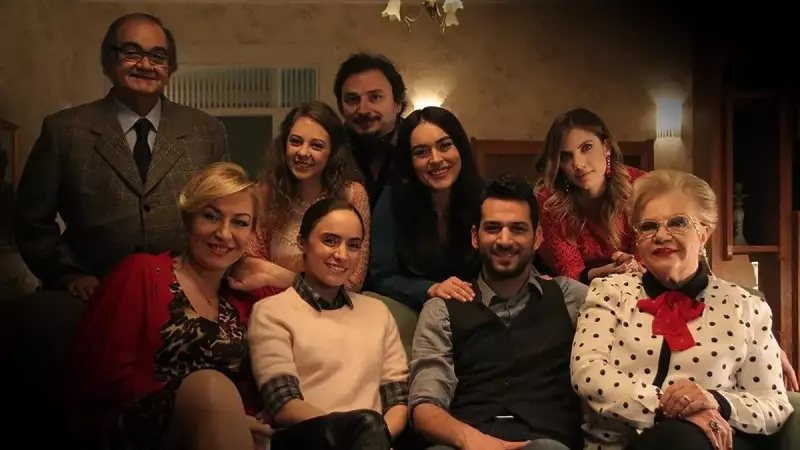 'Kocan Kadar Konuş' Dizisi Bu Akşam Ekranlarda: İşte Oyunculari ve Merak Uyandıran Konusu!