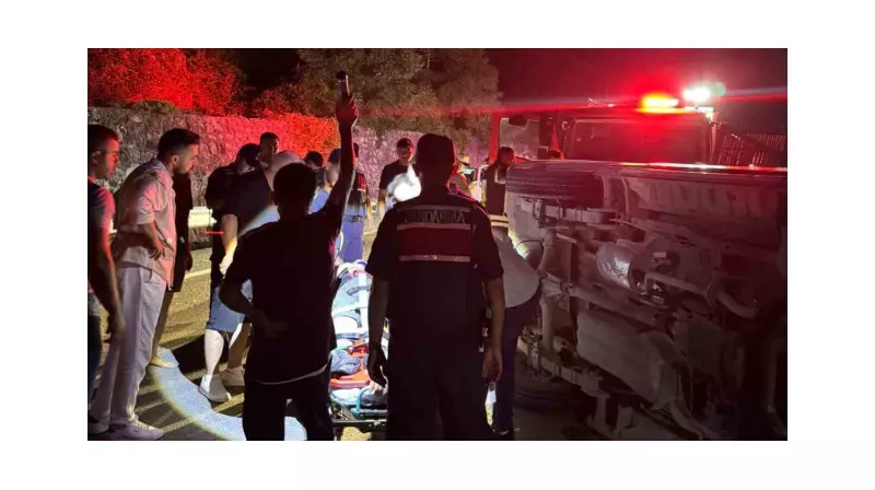 Korkunç Kaza: Ekmek Aracı ile Traktör Çarpıştı, İki Kişi Yaralandı!