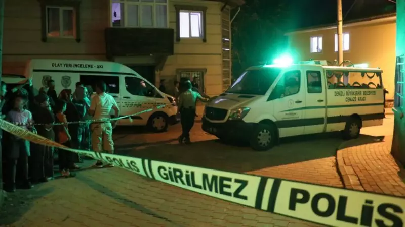 Korkunç Keşif: Eve Döndüğünde Kapıda 2 Cansız Bedenle Karşılaştı!