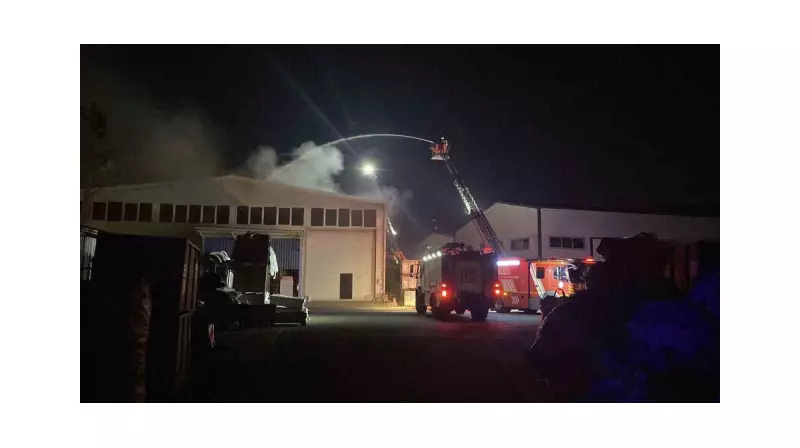 Korkutan Yangın: Kimya Fabrikasında Alevler Kontrolden Çıktı!