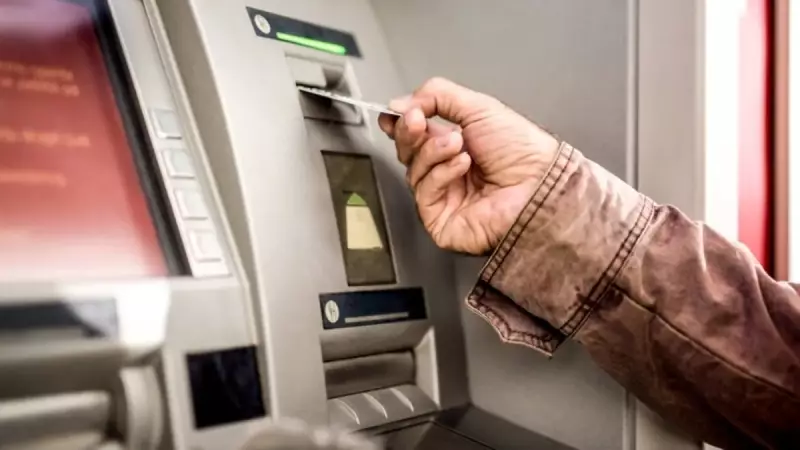 Kredi Kartı Asgari Ödeme Faizi Hesaplama Rehberi: Borç Tuzağına Düşmeyin!