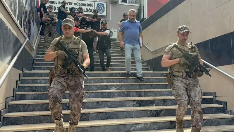 Küçükçekmece'de Gündüz Vakti Yaşanan Çatışma: Şüpheliler 1 Saat İçinde Yakalandı!