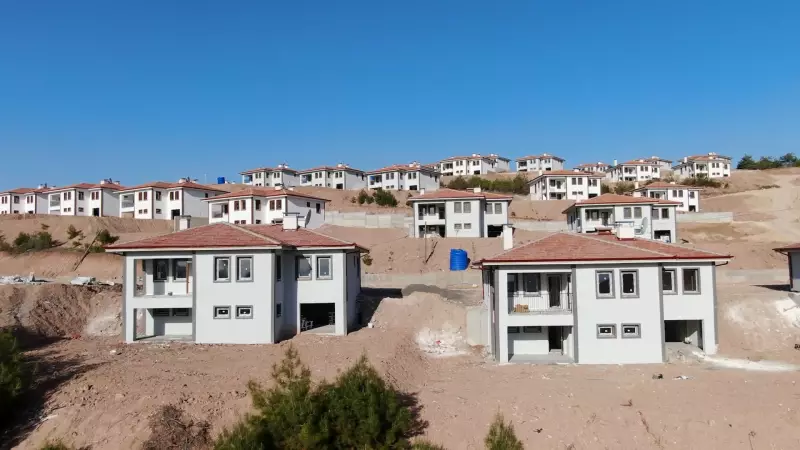 Köy Yaşamına Modern Dokunuş: İki Katlı Evler Tamamlandı!