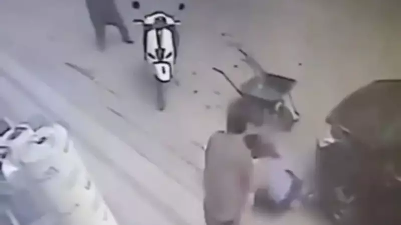 Malatya'da Kameraya Yansıyan Dehşet: Eski Kocadan Acımasız Saldırı!