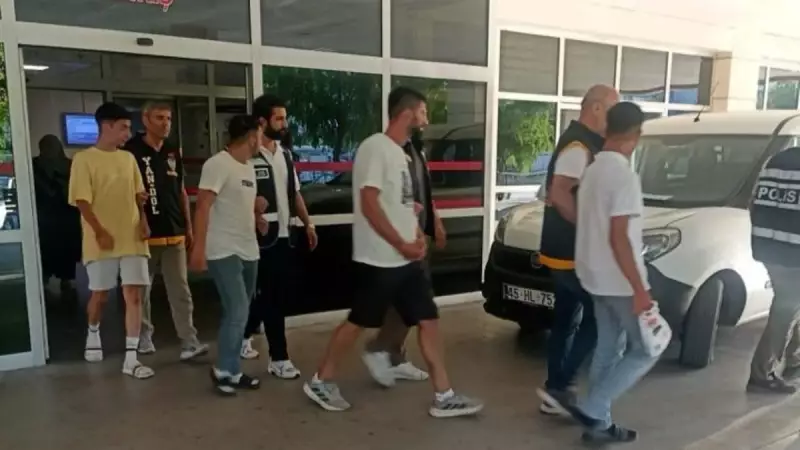 Manisa'da 70 Yaşındaki Vatandaşı 'Adınız FETÖ'ye Karıştı' Diyerek 1.2 Milyon TL Dolandırdılar!