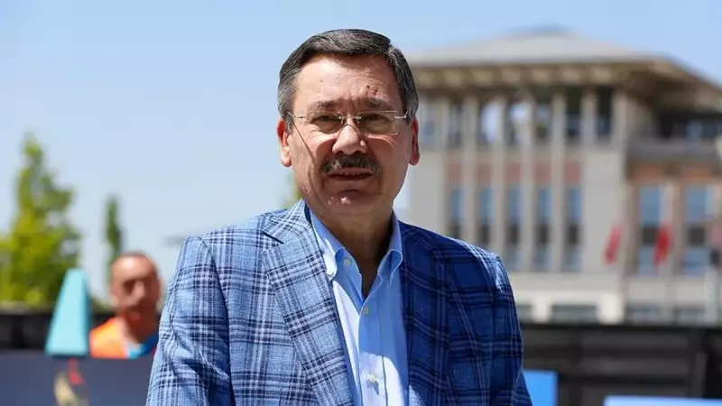 Melih Gökçek'ten Mansur Yavaş'a Sert Tepki: 'Bomba Arkadan Gelecek, Herkes Şaşkına Dönecek!'