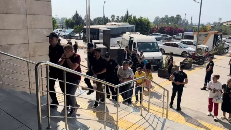 Mersin'de Fuhuş Operasyonu: 19 Şüpheli Tutuklandı!
