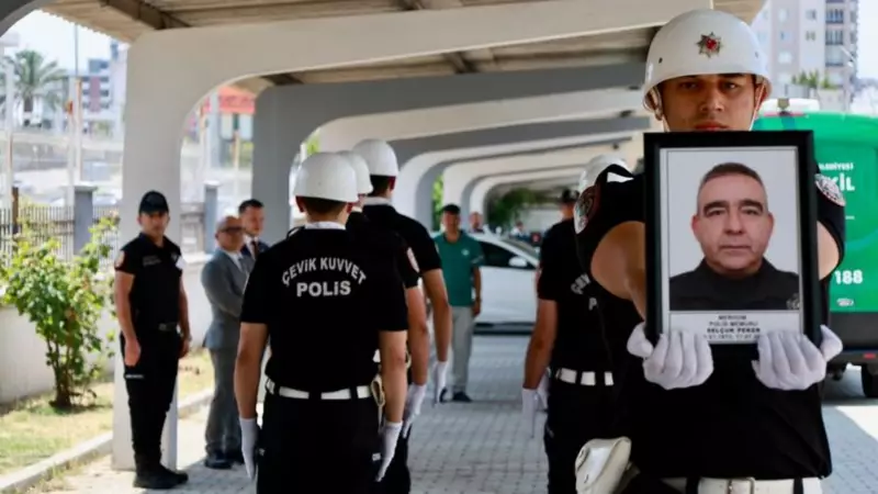Mersin'de Görev Başında Kalp Krizi Geçiren Polis Memuru Hayatını Kaybetti: Acı Kayıp!