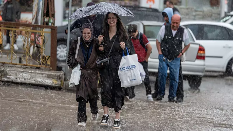 Meteoroloji Alarm Verdi: 15 Temmuz'da Sağanak Yağış ve Fırtına Geliyor!