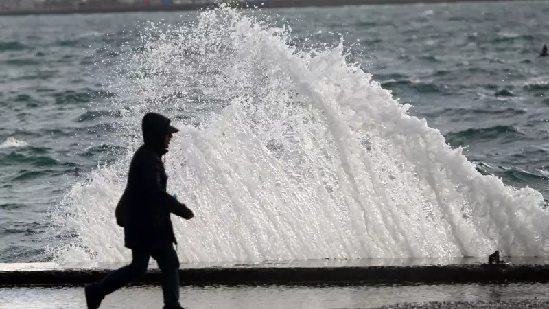 Meteoroloji Alarm Verdi: Bu İllerde Kuvvetli Rüzgar ve Fırtına Riski!