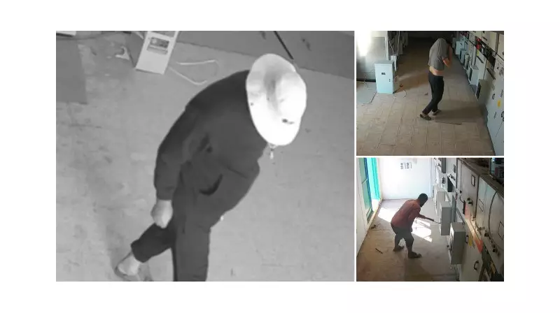 Michael Jackson'ın Kılığına Giren Hırsızlar, Trafoya Girip Kaçak Elektrik Bağladı!