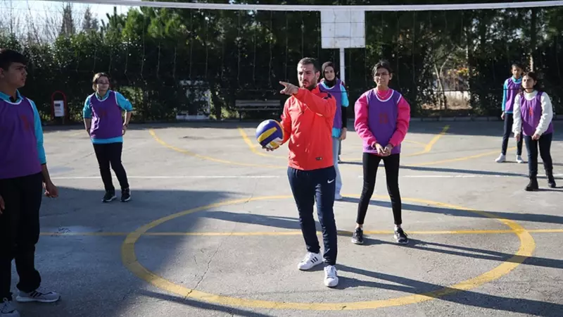 Milli Sporcular Artık Okullarda! MEB, Beden Eğitimi Derslerine Sözleşmeli Öğretmen Alacak