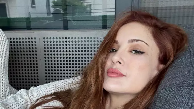 Mine Tugay'ın Estetik Operasyon Sonrası Doğal Hali Sosyal Medyayı Salladı!