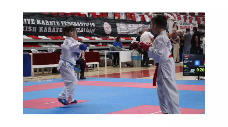 Minik Karateciler Tekirdağ'da Şampiyonluk İçin Ter Döktü!