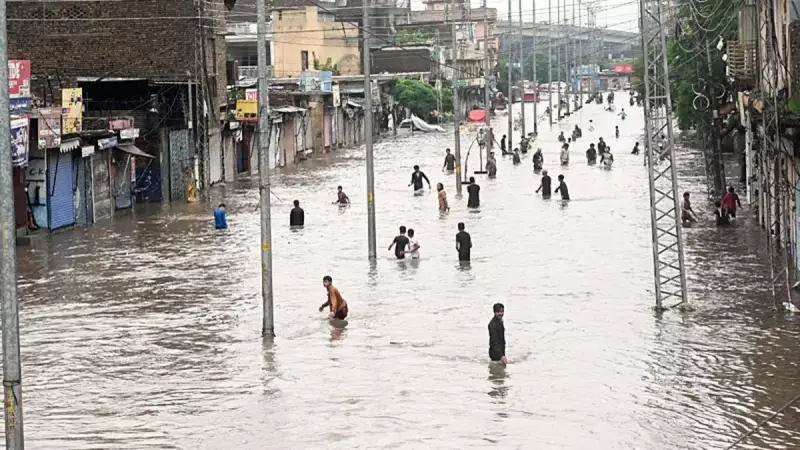 Pakistan'da Sel Felaketi: Son 24 Saatte 63 Can Kaybı - Yıkımın Boyutları Büyüyor