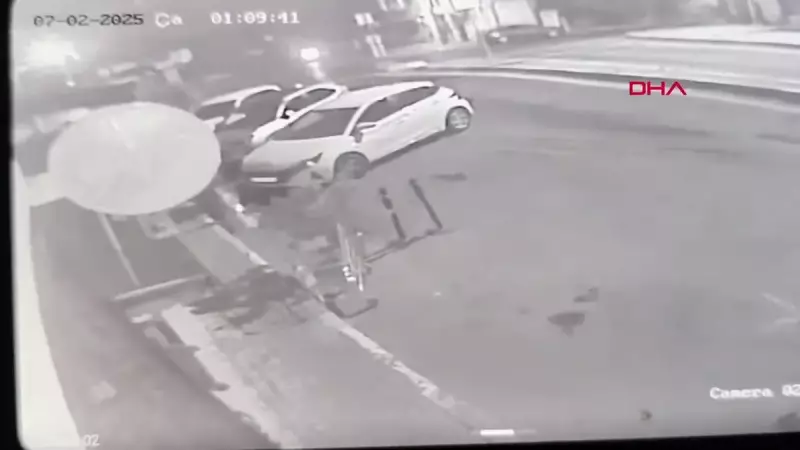 Sarıyer'de Silahlı Saldırı: Motosikletli Karanlık Eller Otoparkta Terör Estirdi!