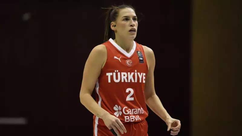 Sevgi Uzun, WNBA'de Chicago Sky ile Anlaştı: Türk Yıldızı Yeni Kariyer Adımını Atıyor!