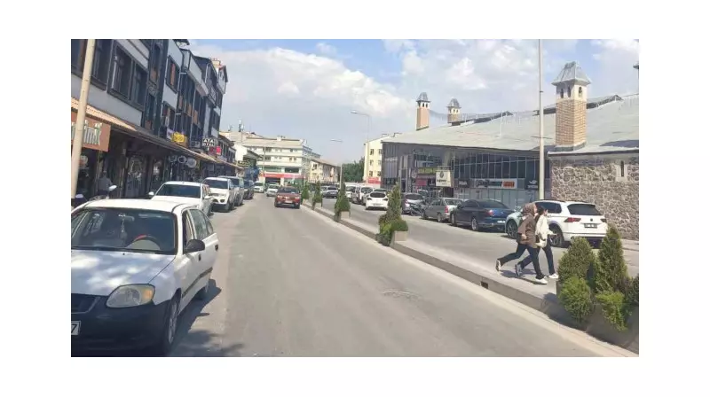 Tarihi Sıcaklık Rekoru Kırıldı: Termometreler 41.5 Dereceyi Gösterdi!