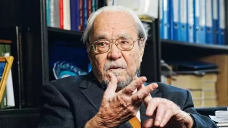 Tarihin Büyük İsmi: 9. Ölüm Yıldönümünde Anılıyor ve Eserleriyle Zihinleri Aydınlatıyor