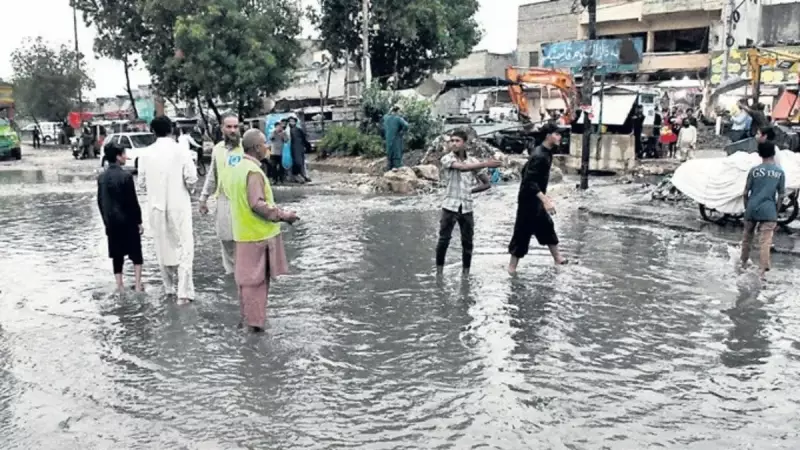 Trump'ın Zelenskiy'ye 'Moskova'yı Vur' Dediği İddiası: Diplomatik Krizin Eşiğinde miyiz?