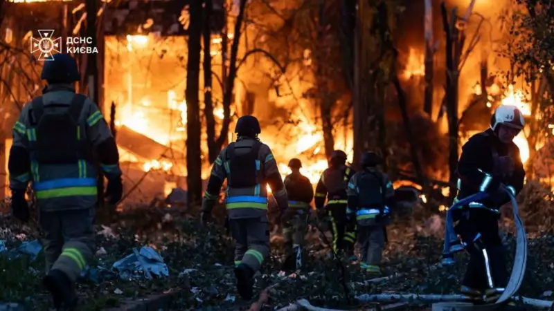 Ukrayna Lideri Zelenskiy'den Çarpıcı Açıklama: Rusya 420'den Fazla İHA ve 20 Füze ile Saldırdı!
