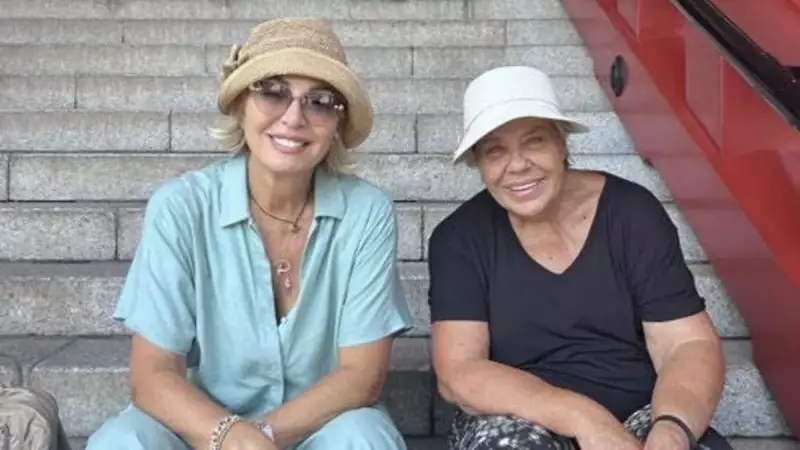 Usta Oyuncular Tokyo'da Büyüledi: Türk Tiyatrosunun Gurur Veren Anları