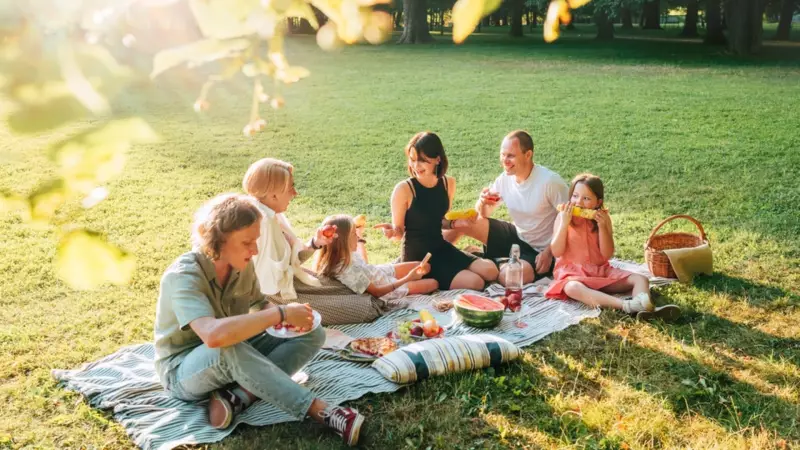Yazın Tadını Çıkarmanın 10 Şahane Yolu: Mini Ritüellerle Mutluluğu Yakalayın!