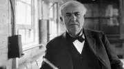 Thomas Edison'un Işığı: Ampulün Arkasındaki Dahiyane Zekâ ve Diğer İcatları