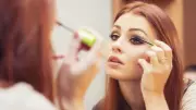 Yaz Sıcaklarında Makyaj Yaparken Bunlara Dikkat! Cildinizi Korumanın Püf Noktaları