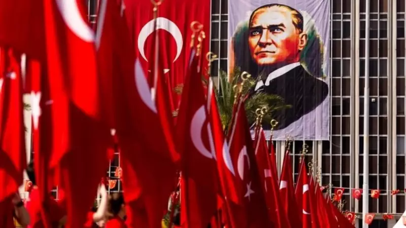 2025 Resmi Tatiller Takvimi Açıklandı: 30 Ağustos Hangi Güne Denk Geliyor? İşte Tüm Detaylar!