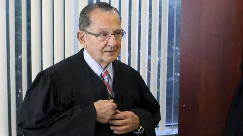 ABD'nin Efsane Yargıcı Ruth Bader Ginsburg Hayatını Kaybetti: Hukuk Dünyası Yasa Büründü