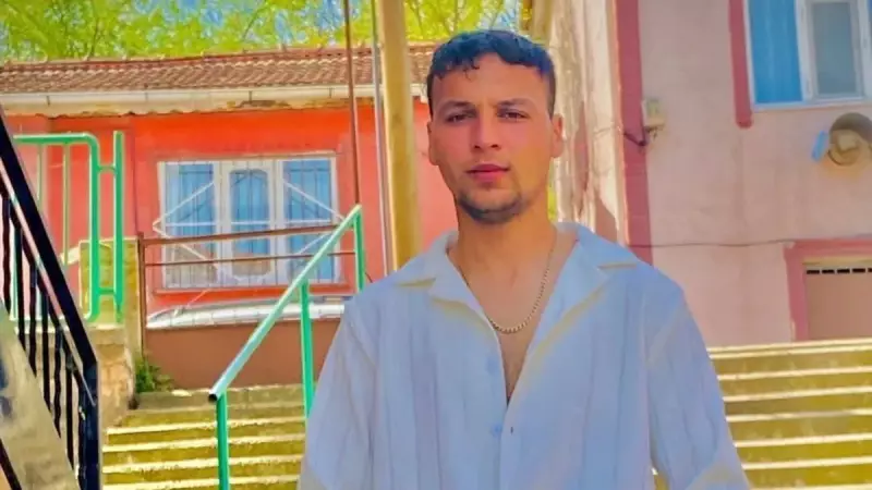 Adana'da Akıl Almaz Cinayet: İsim Benzerliği Kurbanı Genç, Kuzeni Tarafından Bıçaklandı!