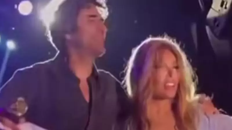 Ajda Pekkan ve Mahsun Kırmızıgül'den Halay Performansı: İşte O Anlar!