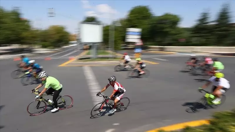 Ankara'da Bisiklet Şöleni Başlıyor! Trafiğe Çıkacaklar Dikkat: Bu Yollar Kapalı