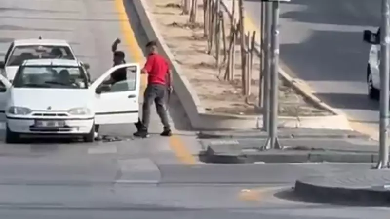 Ankara'da Trafiği Felç Eden Magandalar Sonunda Yakalandı! İçişleri Bakanı Yerlikaya'dan Flaş Açıklama