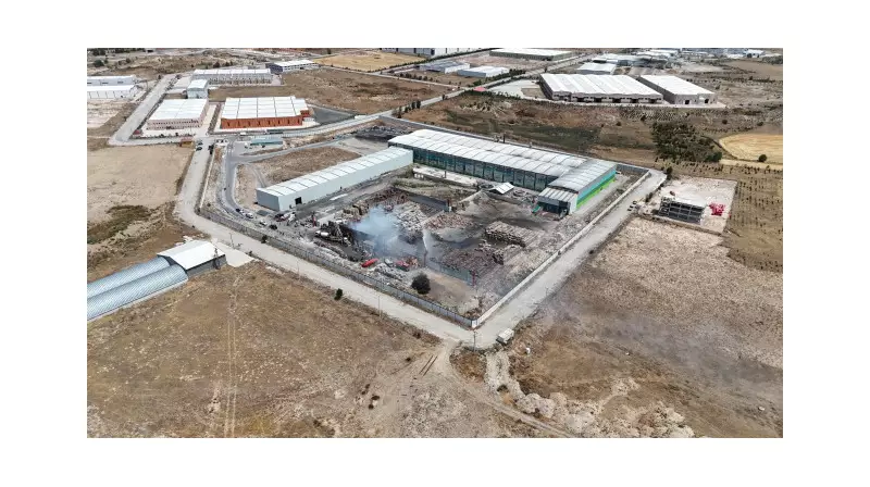 Çankırı'daki Kağıt Fabrikasında Çıkan Yangın: Malzemeler Kül Oldu!