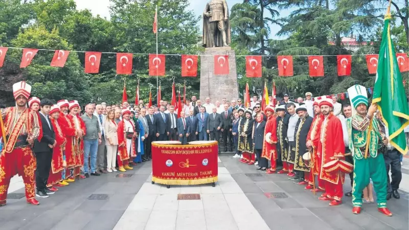 Şanlı Fetih Coşkusu: İstanbul'da Tarihi Günü Unutulmaz Kutlamalar Süsledi