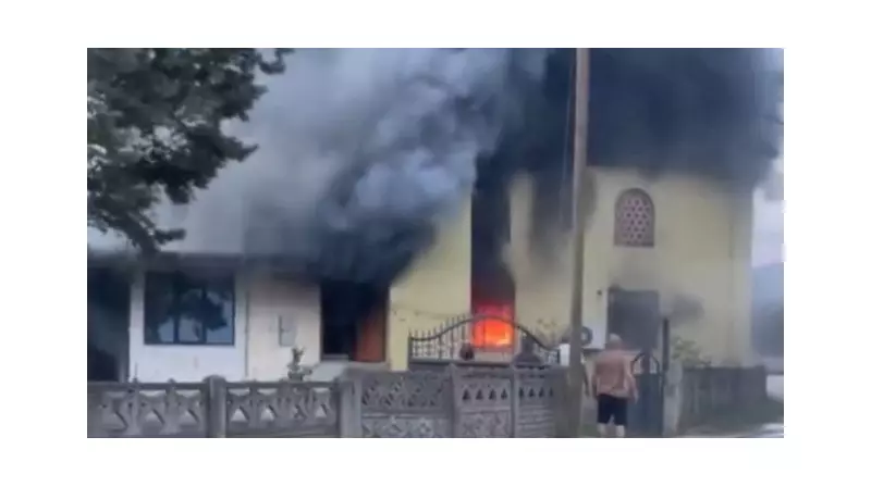Şanlıurfa'da Tarihi Cami Yangını: Kullanılamaz Hale Gelen İbadethane