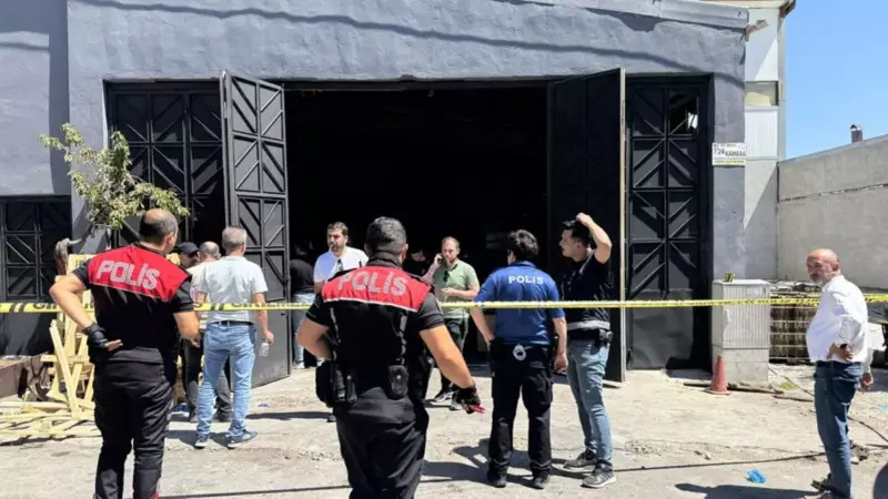 Anne ve Oğlunu Bekleyen Korkunç Kaza: Yağ Tankına Düştüler!