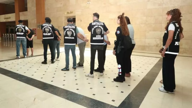 Antalya'da 2 Kişiyi Kaçıran 6 Şüpheli Adliyeye Sevk Edildi: İşte Tüm Detaylar!