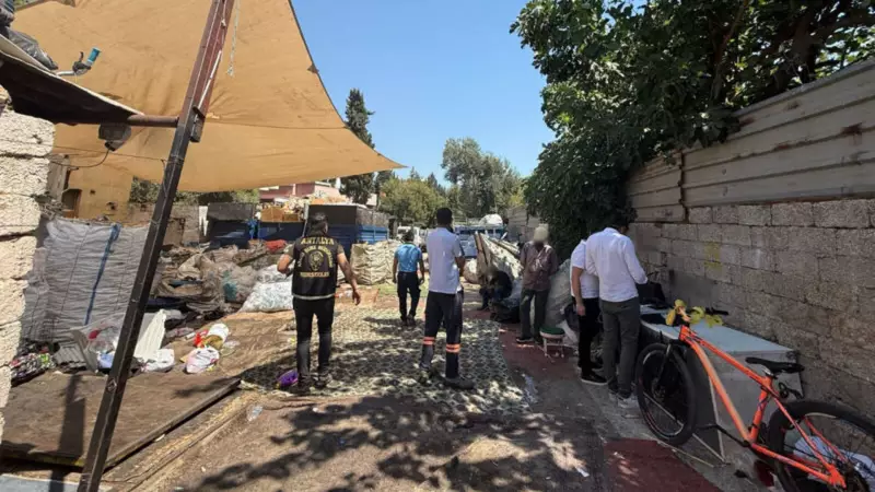 Antalya'da Denetimler Hız Kesmiyor: 8 İş Yerine Mühür!