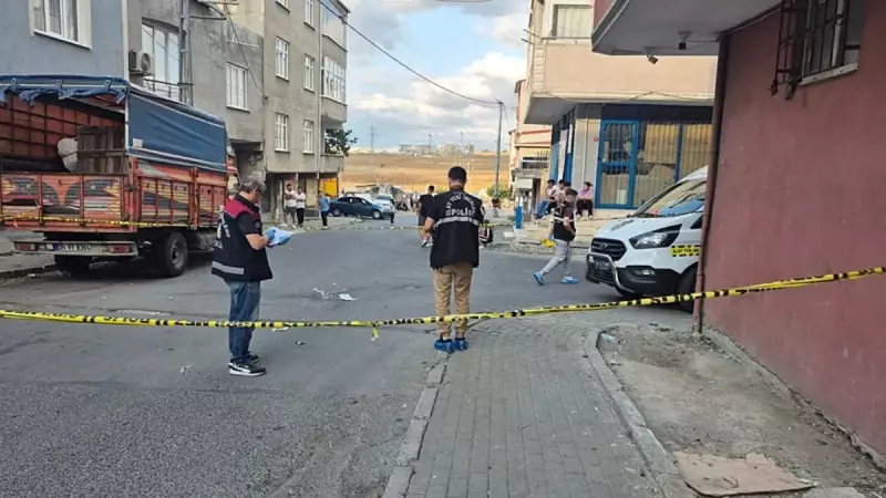 Avcılar'da 'Yan Bakma' Kavgası Kanlı Bitti: 1 Ölü!