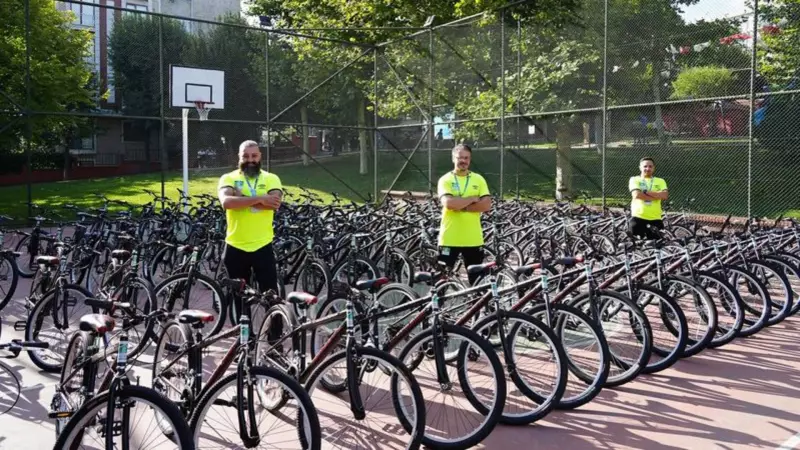 Bahçelievler'de Gençlere Bisiklet Dağıtımı: 100 Yeni Mutlu Yüz!