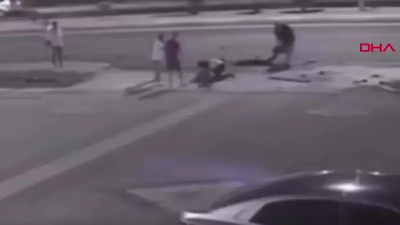 Balıkesir'de Ambulans Kaldırıma Çarptı: 3 Yaralı, 2'si Ağır Durumda!