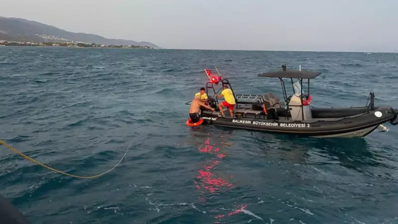 Balıkesir'de Denizin Kucağından Dönen Mucize: 5 Saat Sonra Hayata Tutundu!